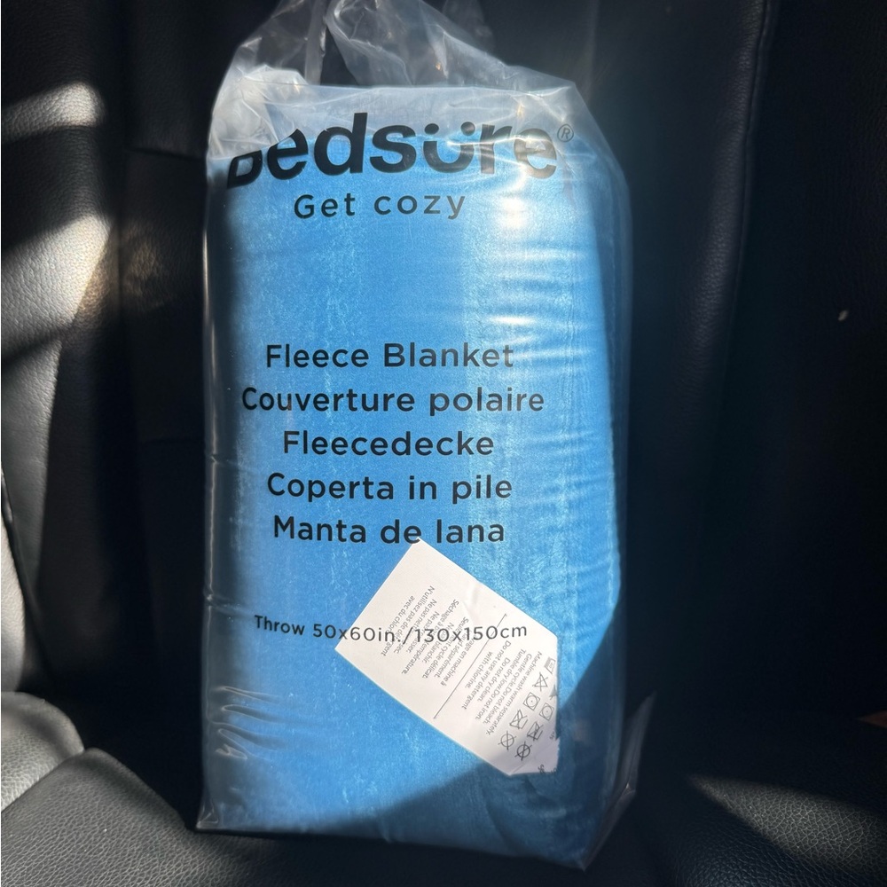 Bedsure fleece throw blanket